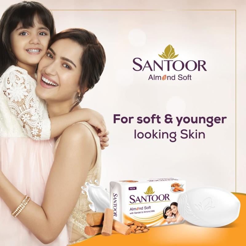 Santoor Sandal & Almond Milk Soap - 5x125 g